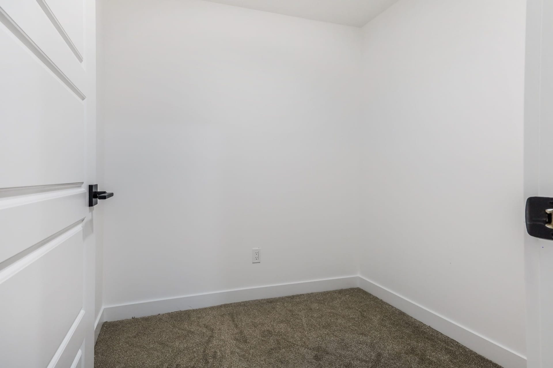 148 Ave Garage, Calgary