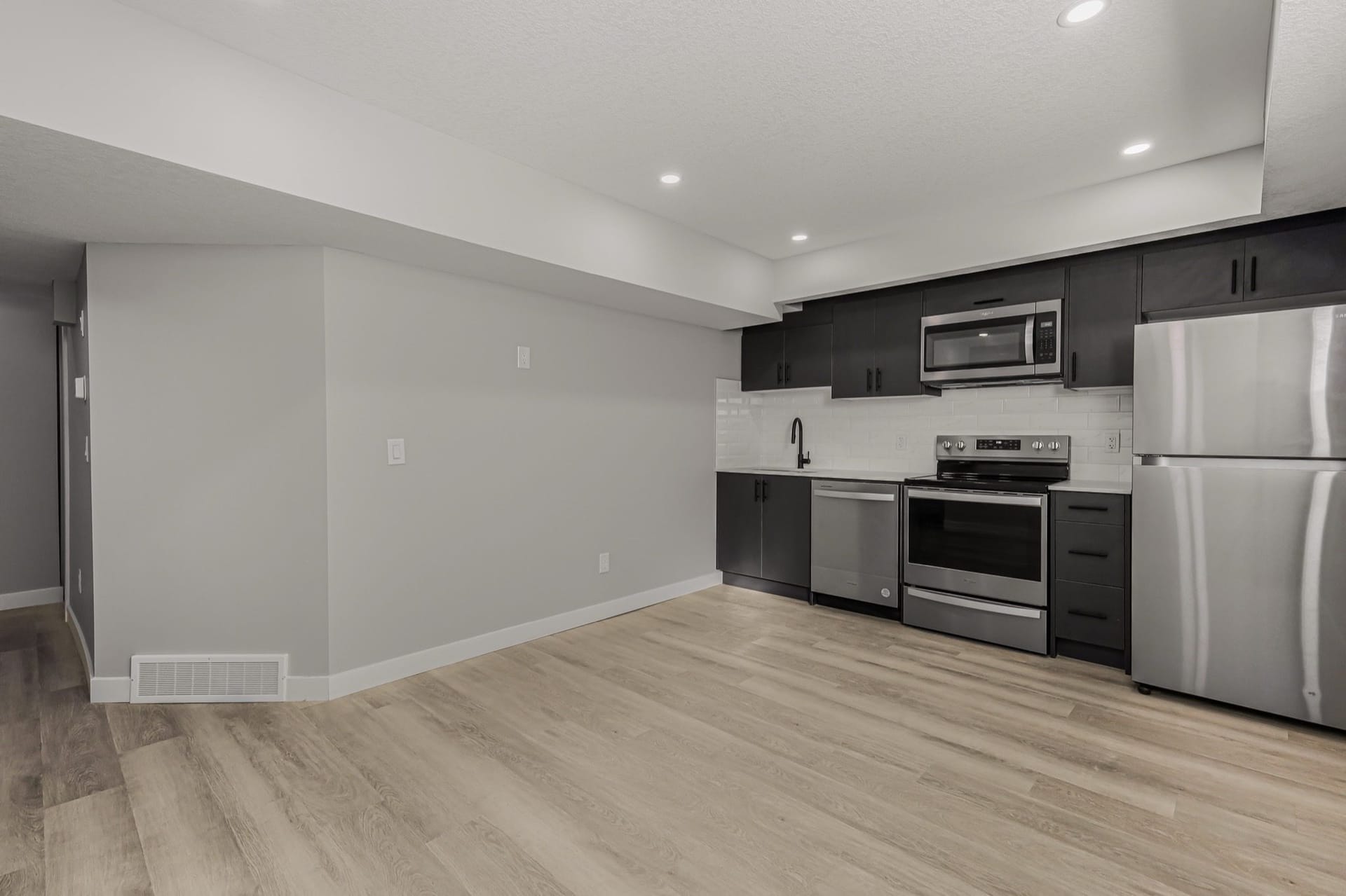 Carringwood Legal Suite, Calgary