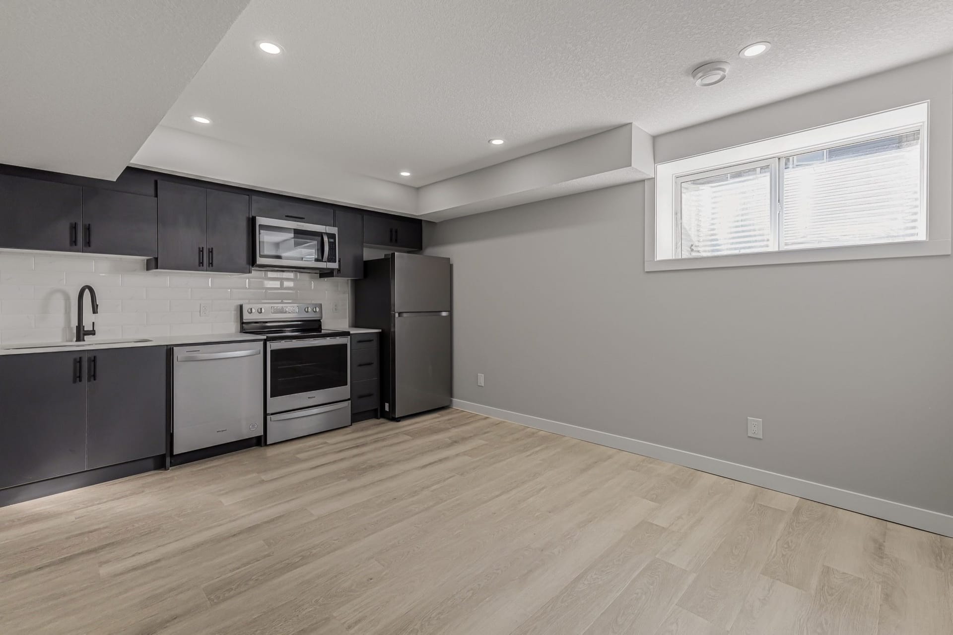 Carringwood Legal Suite, Calgary