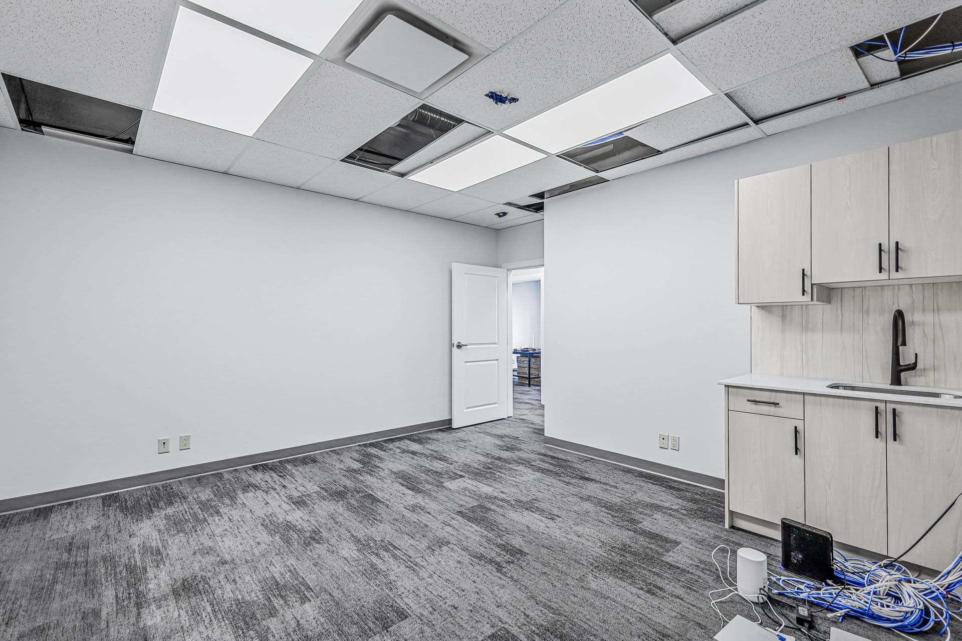 Automotive Retail Store, Calgary