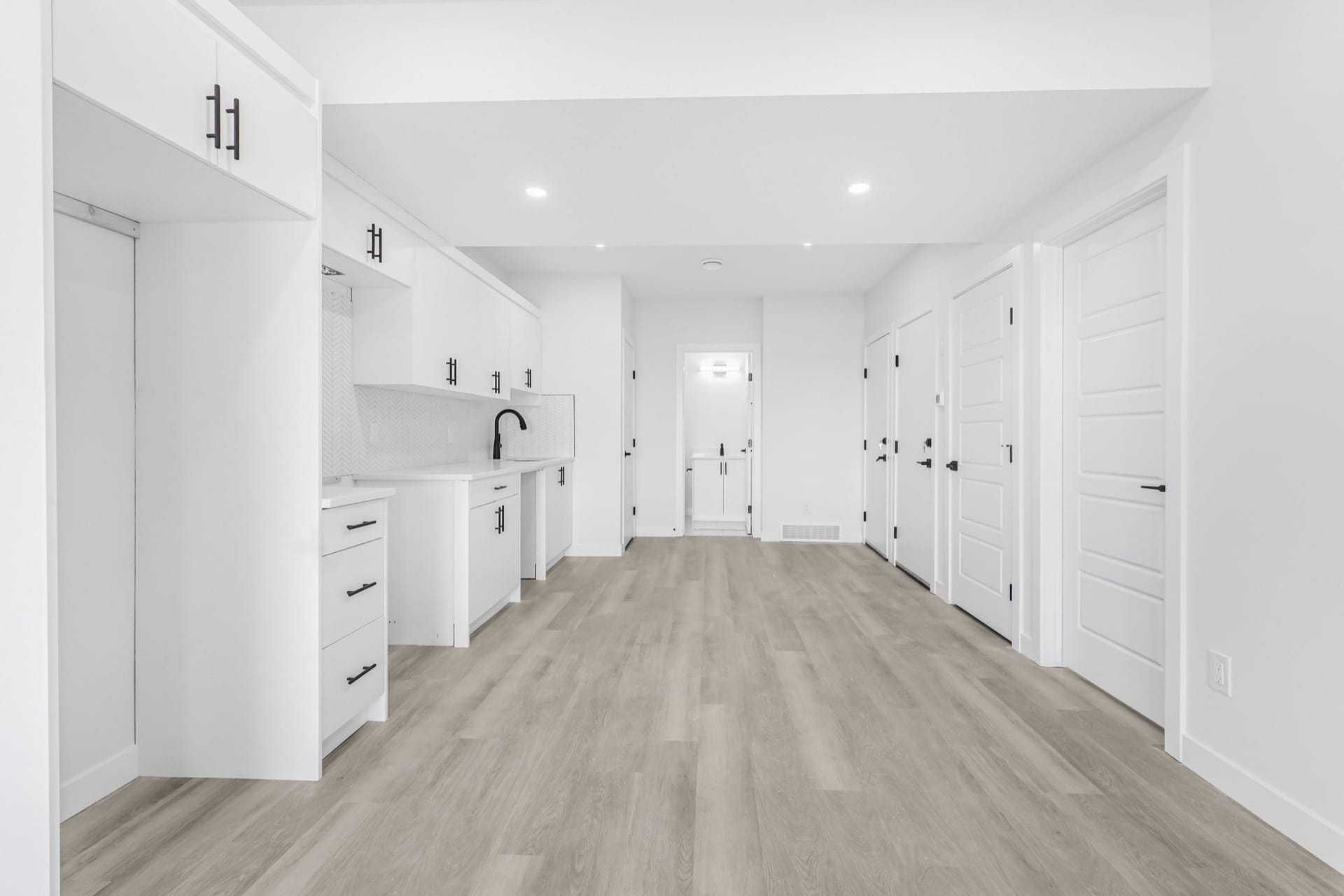 Homestead Legal Suite, Calgary