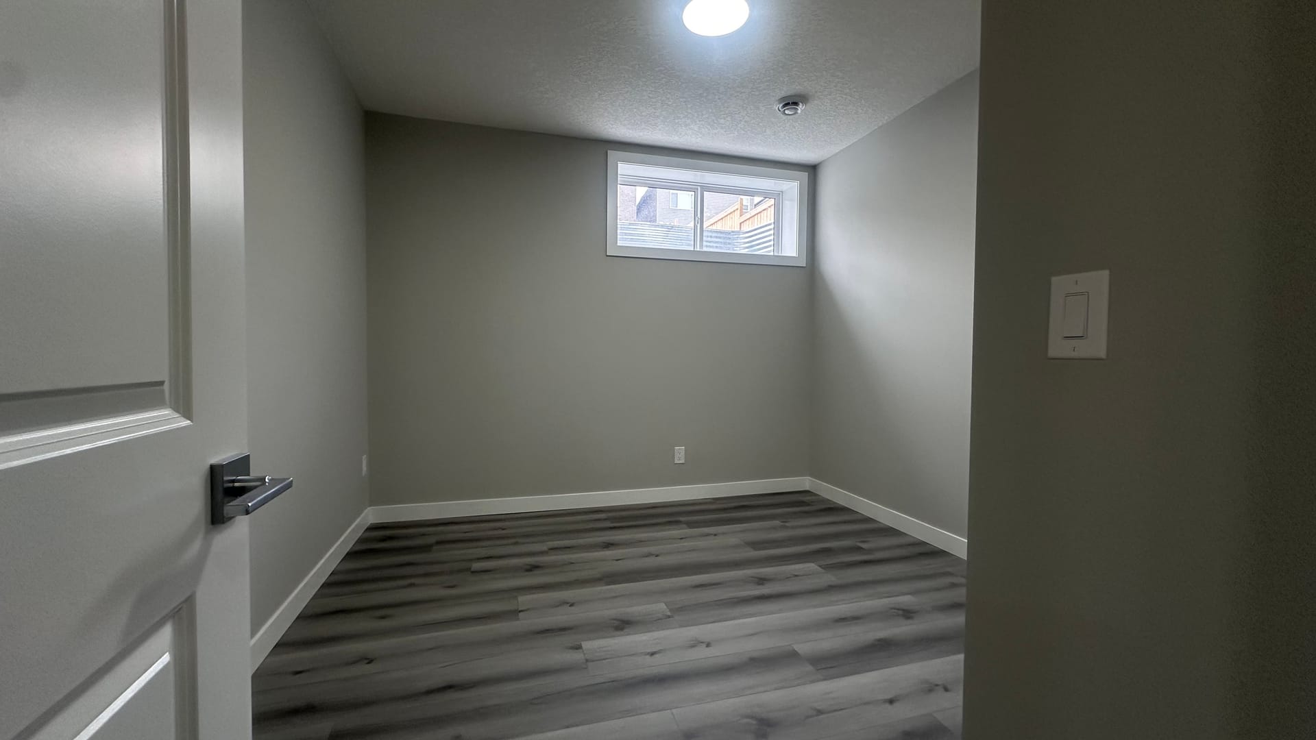 Lucas Close Legal Suite, Calgary