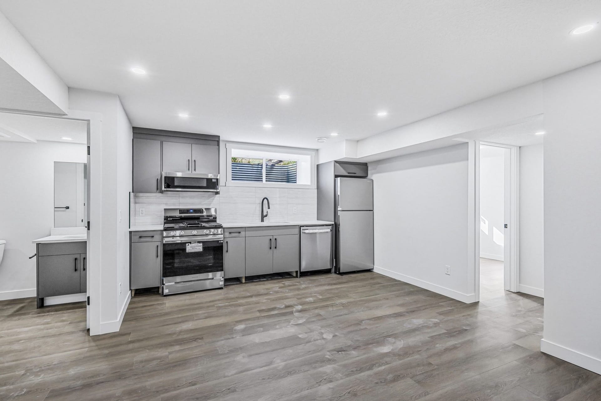 Walgroove Legal Suite, Calgary