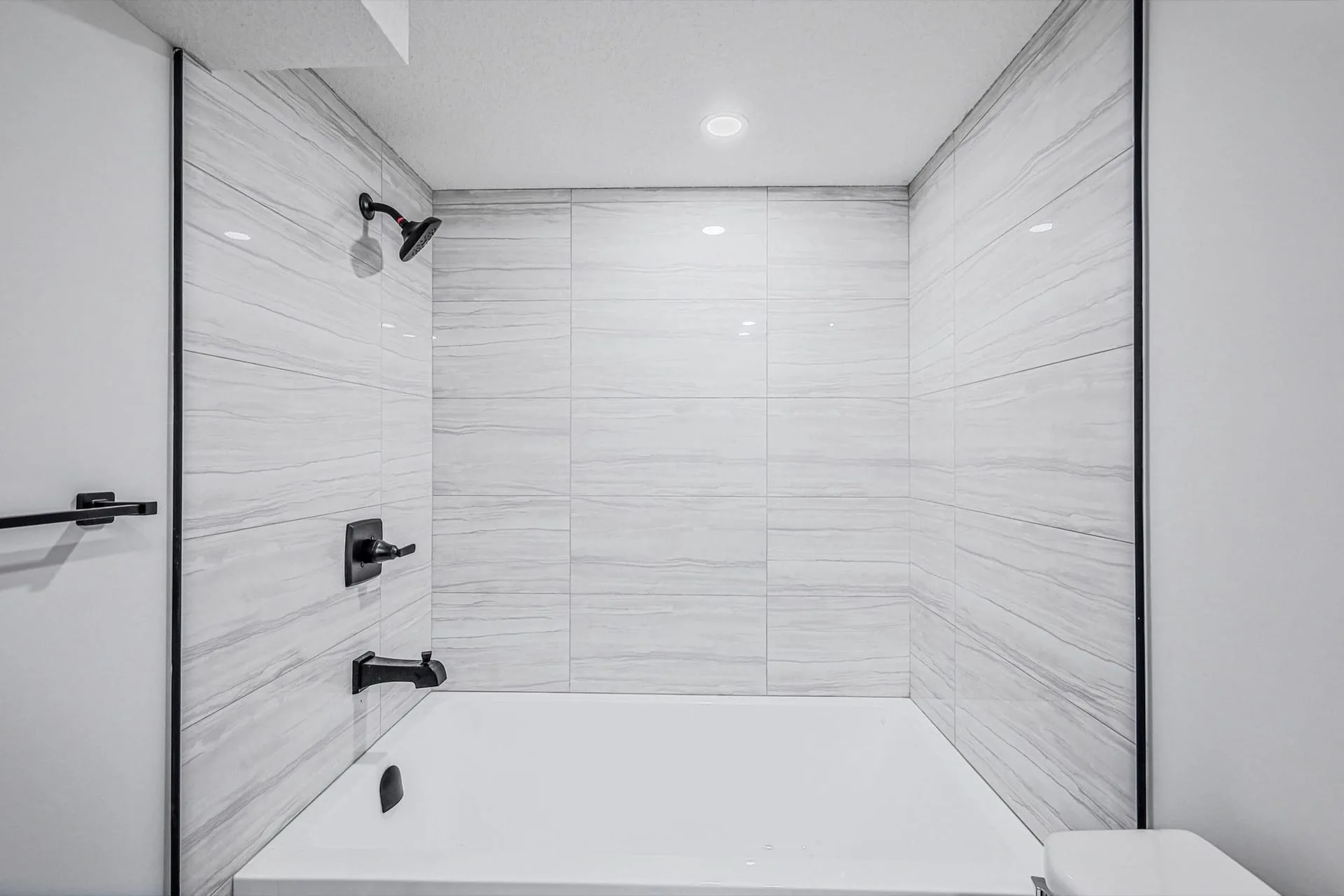 Walgroove Legal Suite, Calgary photo in Walden